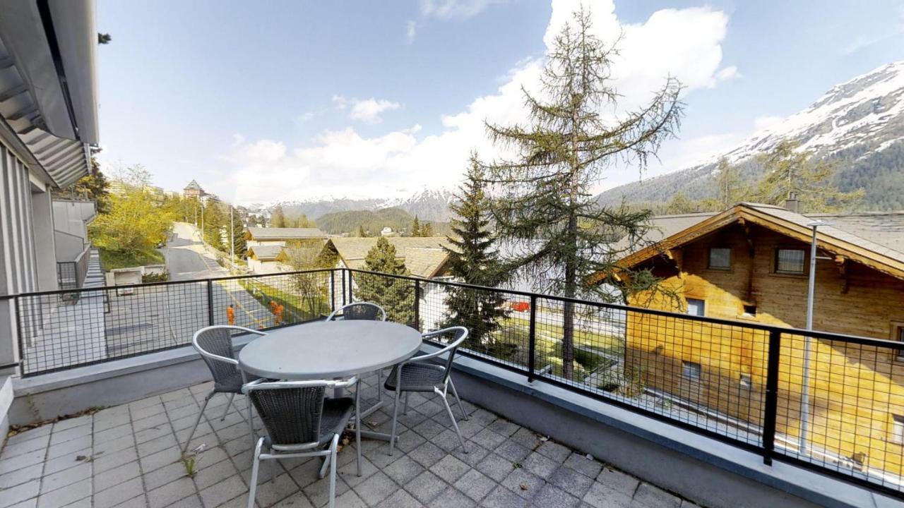 Arona 9 Apartment St. Moritz Exterior photo